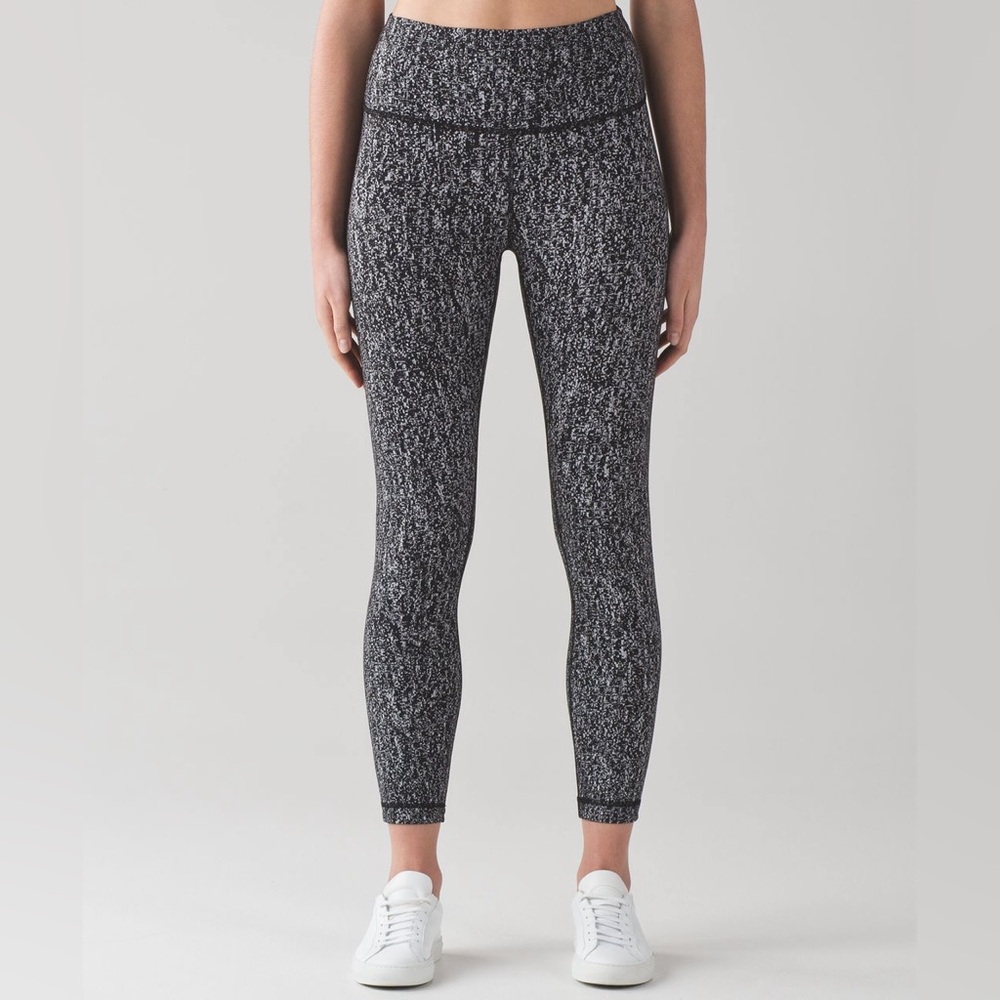 LULULEMON High Times Pant Leggings Luon Suited Jacquard Black White Size 4